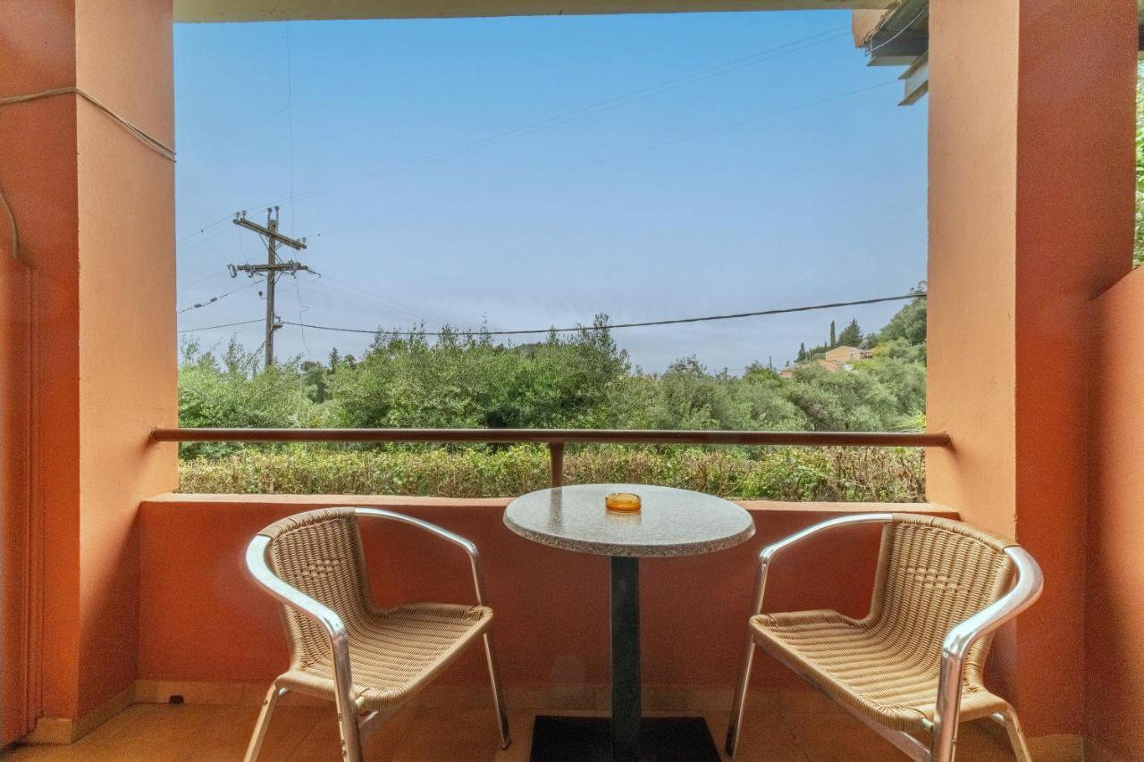 Arianna Studio Ground Floor 1 باليوكاستريتسا المظهر الخارجي الصورة