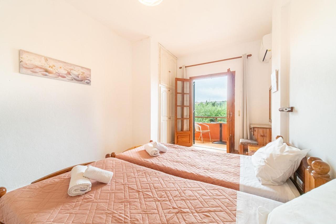 Arianna Studio Ground Floor 1 باليوكاستريتسا المظهر الخارجي الصورة